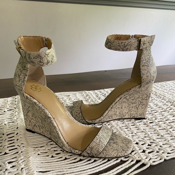 Ann Taylor Shoes - Ann Taylor snakeskin wedge strappy sandals